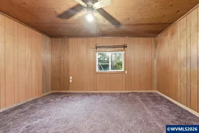 130 C St, Scotts Mills, OR 97375 - Photo 24