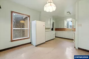 130 C St, Scotts Mills, OR 97375 - Photo 28