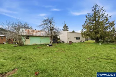 130 C St, Scotts Mills, OR 97375 - Photo 20