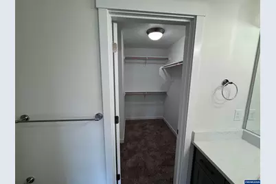 360 SE Shetterly Dr, Dallas, OR 97338 - Photo 14