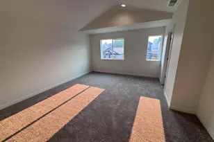 360 SE Shetterly Dr, Dallas, OR 97338 - Photo 10