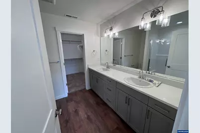 360 SE Shetterly Dr, Dallas, OR 97338 - Photo 12