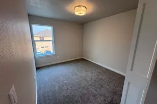366 SE Shetterly Dr, Dallas, OR 97338 - Photo 8