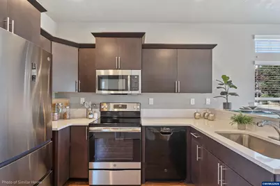 4672 SE Harrier St, Albany, OR 97322 - Photo 4