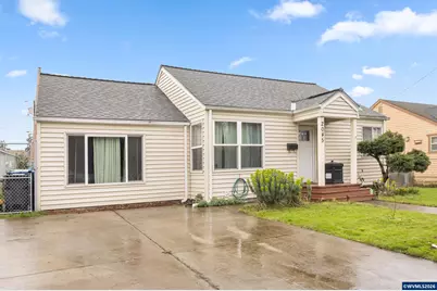 2045 Liberty St NE, Salem, OR 97301 - Photo 2