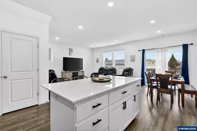 900 Ben Brown Ln, Woodburn, OR 97071 - Photo 8