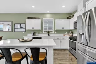 900 Ben Brown Ln, Woodburn, OR 97071 - Photo 4