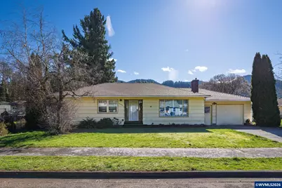 47866 W 1st St, Oakridge, OR 97463 - Photo 1
