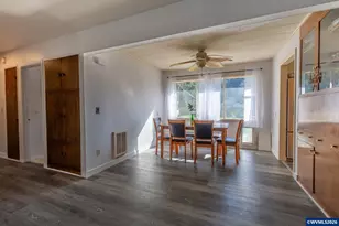 47866 W 1st St, Oakridge, OR 97463 - Photo 10