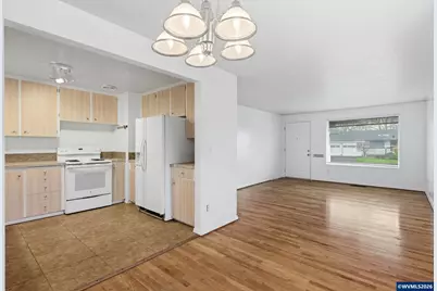 1390 Astor Wy, Woodburn, OR 97071 - Photo 10