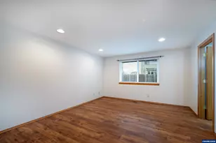 5847 Cobalt Lp SE, Salem, OR 97306 - Photo 34