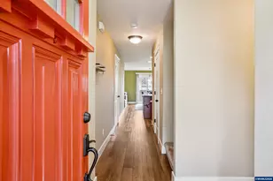 814 Crouchen St NW, Salem, OR 97304 - Photo 6