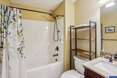 814 Crouchen St NW, Salem, OR 97304 - Photo 18