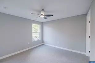 995 Fairview Ave SE, Salem, OR 97302 - Photo 30