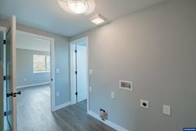 995 Fairview Av SE, Salem, OR 97302 - Photo 18