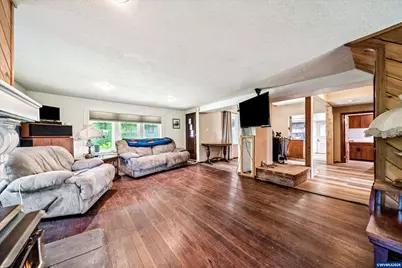 14604 Woodburn Monitor Rd NE, Woodburn, OR 97071 - Photo 10