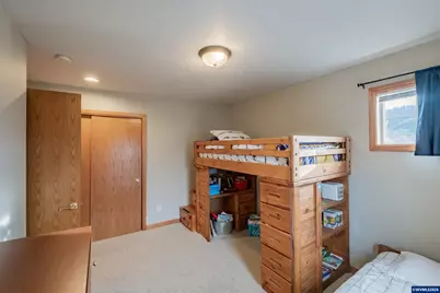 780 Mountain River Dr, Lebanon, OR 97355 - Photo 30