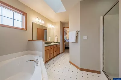 780 Mountain River Dr, Lebanon, OR 97355 - Photo 22