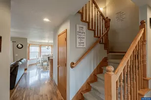 780 Mountain River Dr, Lebanon, OR 97355 - Photo 16