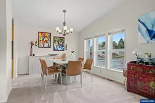 2120 Robins Ln SE, Salem, OR 97306 - Photo 10