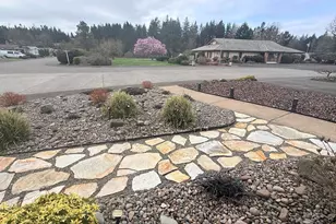 2120 Robins Ln SE, Salem, OR 97306 - Photo 4