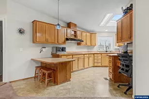 2120 Robins Ln SE, Salem, OR 97306 - Photo 38