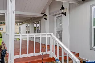 2120 Robins Ln SE, Salem, OR 97306 - Photo 8