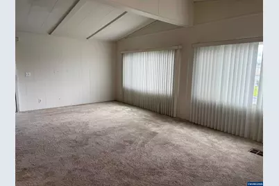 5422 Portland (#24) Rd NE, Salem, OR 97305 - Photo 6