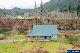 33910 Railroad Av SE, Gates, OR 97346 - Photo 2