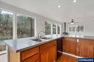 33910 Railroad Av SE, Gates, OR 97346 - Photo 20