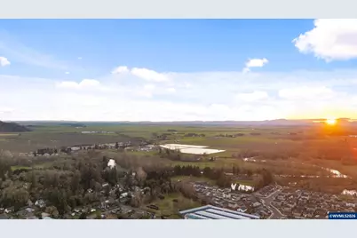 812 Northpoint Lp, Brownsville, OR 97327 - Photo 48