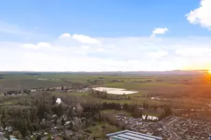 812 Northpoint Lp, Brownsville, OR 97327 - Photo 48