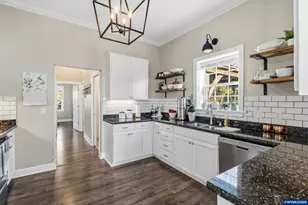 812 Northpoint Lp, Brownsville, OR 97327 - Photo 22