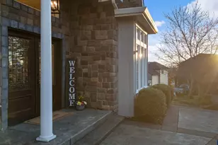 812 Northpoint Lp, Brownsville, OR 97327 - Photo 8