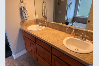 5411 Tullimoor St SE, Salem, OR 97306 - Photo 12