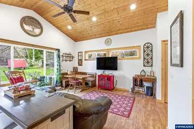 42430 Ames Creek Rd, Sweet Home, OR 97386 - Photo 6