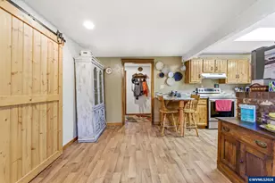 42430 Ames Creek Rd, Sweet Home, OR 97386 - Photo 12