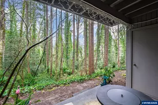 4000 Carman Dr, Lake Oswego, OR 97035 - Photo 14