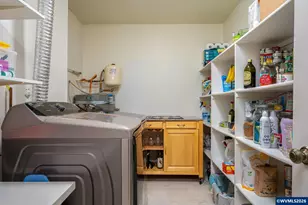 4000 Carman Dr, Lake Oswego, OR 97035 - Photo 12