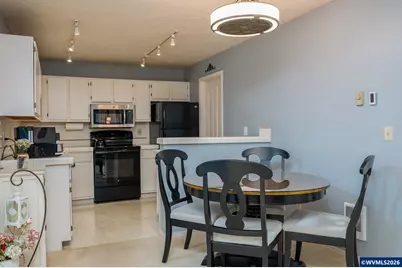 4000 Carman #E-68 Dr, Lake Oswego, OR 97035 - Photo 10