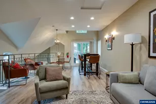 4000 Carman Dr, Lake Oswego, OR 97035 - Photo 34