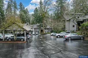 4000 Carman Dr, Lake Oswego, OR 97035 - Photo 26