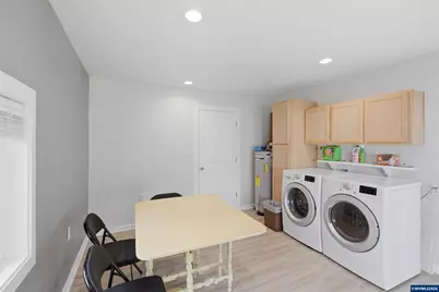 910 Ermine St SE, Albany, OR 97322 - Photo 28