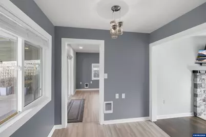 910 Ermine St SE, Albany, OR 97322 - Photo 8
