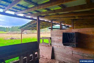 40904 Hwy 228, Sweet Home, OR 97386 - Photo 36