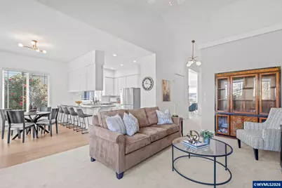 819 Hazeltine Av SE, Salem, OR 97306 - Photo 12