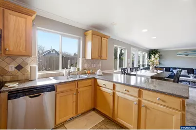 272 Laurine St N, Salem, OR 97301 - Photo 16