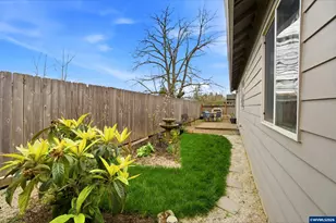 272 Laurine St N, Salem, OR 97301 - Photo 34