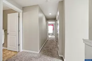 272 Laurine St N, Salem, OR 97301 - Photo 28