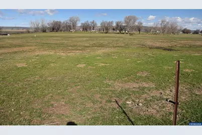 68499 Kunze Ln, Boardman, OR 97818 - Photo 8